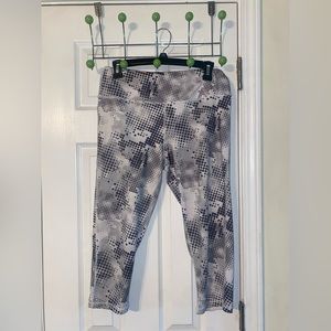 Capri workout pants